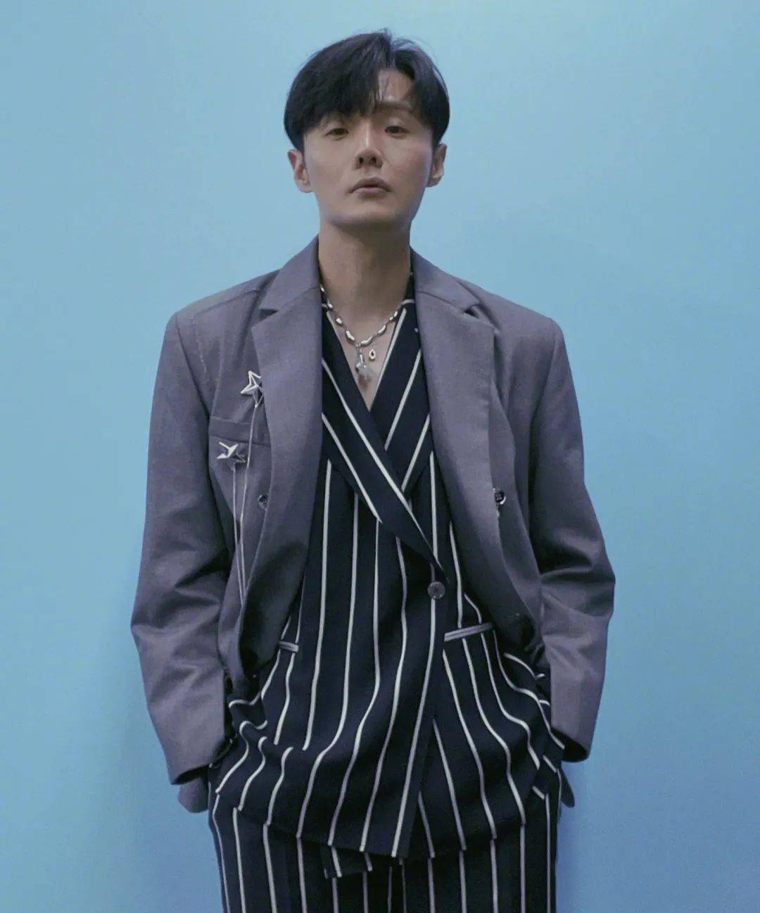 属于李荣浩的经典歌曲,都会被他一一的演唱,如《年少有为》,《模特》