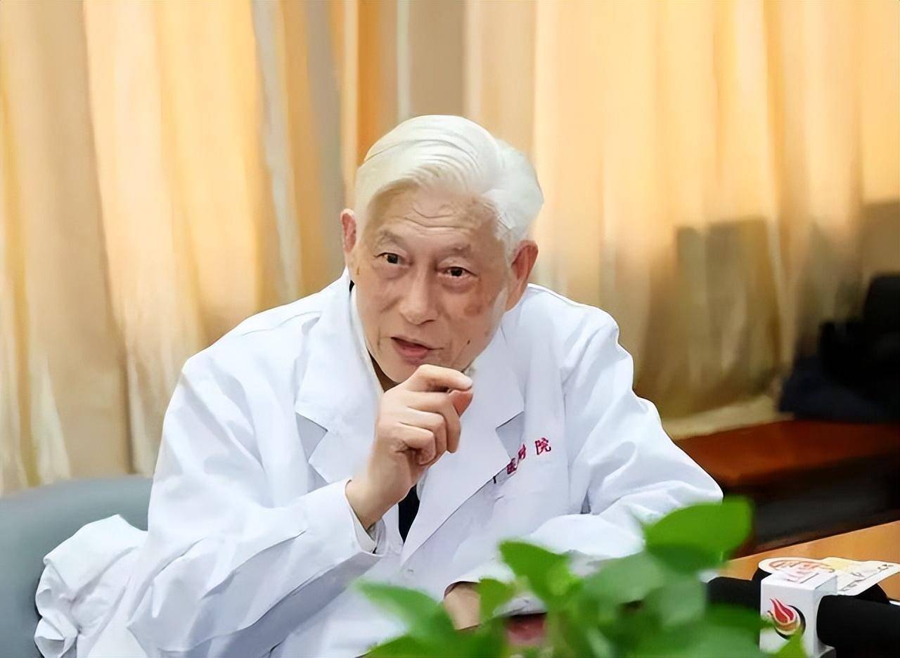 国医大师尚德俊,周围血管疾病专家,他总结的养生秘诀,人人可学_尚老