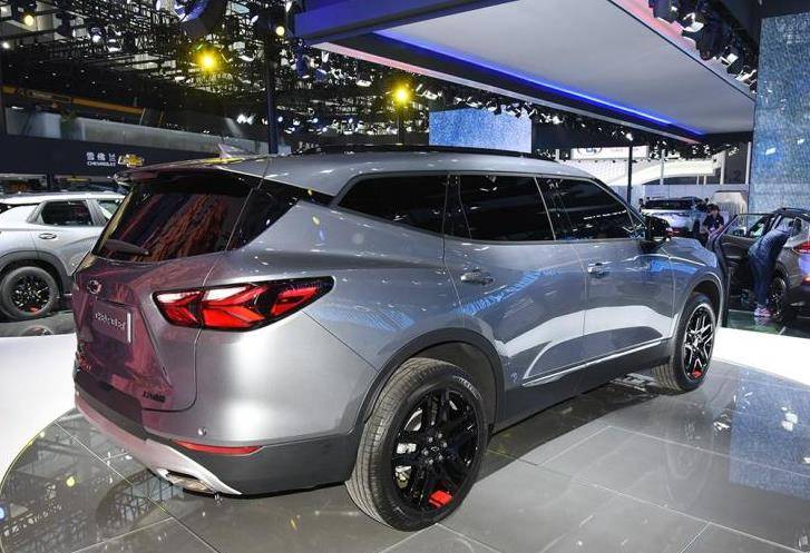 通用suv"黑马"来袭,长近5米,2.0t爆230马力,6.99万起_搜狐汽车_搜狐网