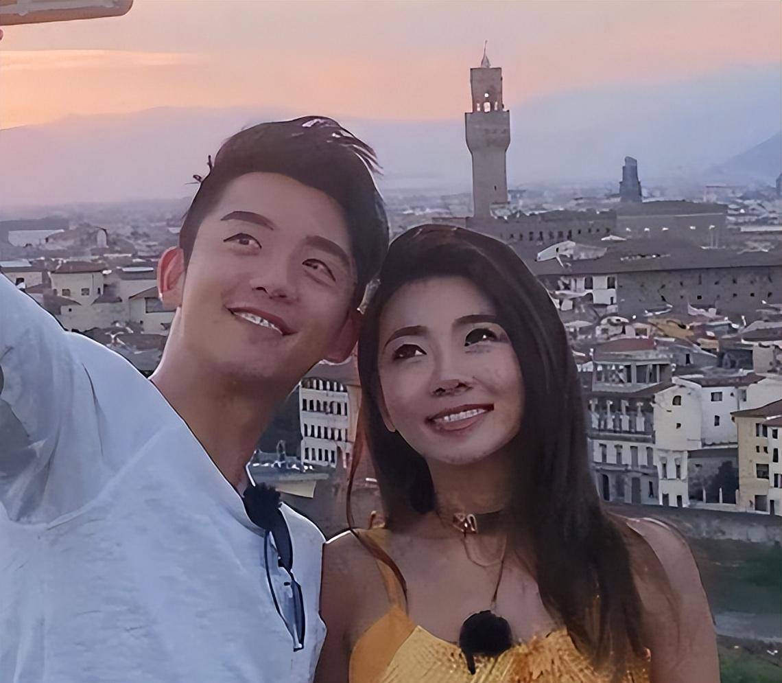 程晓玥喜当妈,首曝女儿正脸照,网友:感谢郑恺不娶之恩.