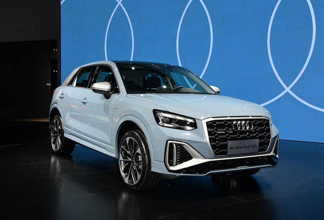 按理说在这个价位当中已经可以选择一些合资品牌中型suv,然而奥迪q2l