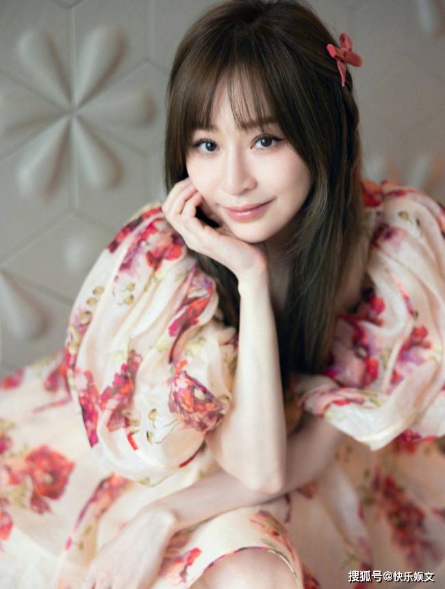 41岁王心凌深圳为富商表演!
