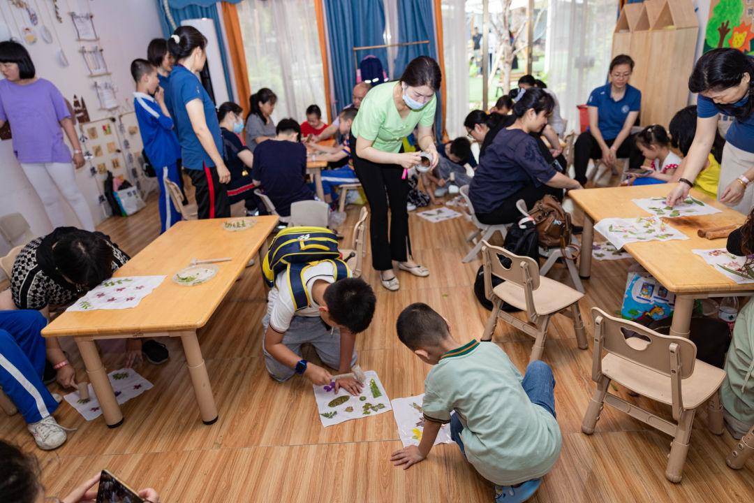 南洋夏令营公益活动|深圳市民爱特殊儿童福利院公益活动_大自然_孩子