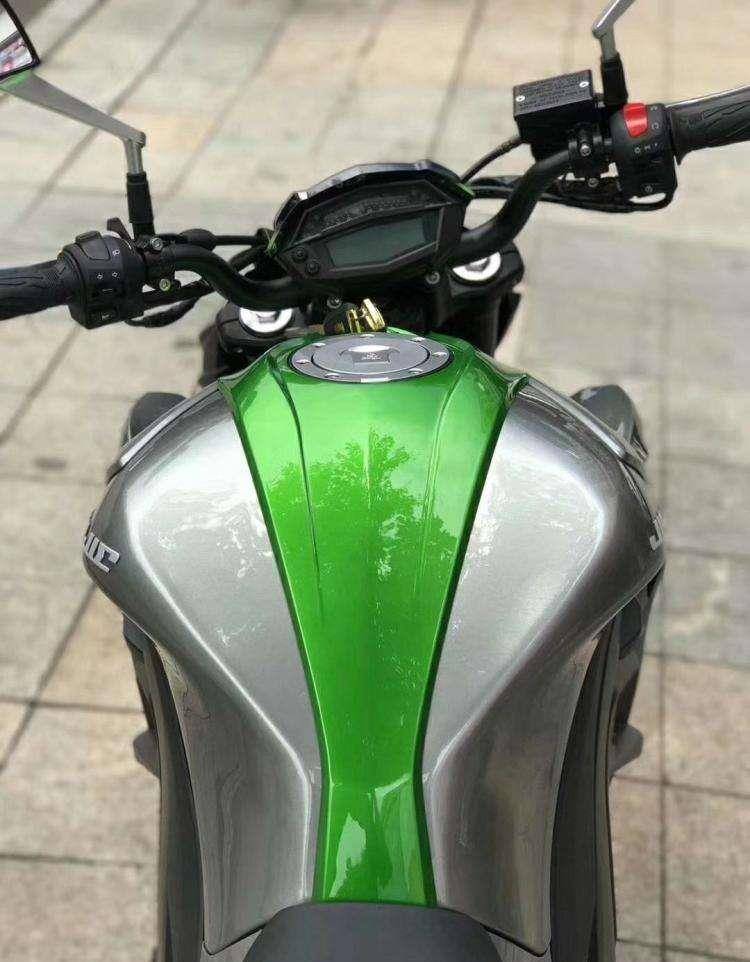 国产版川崎z1000,售2.4万,双缸极速170,优缺点都有_搜狐汽车_搜狐网