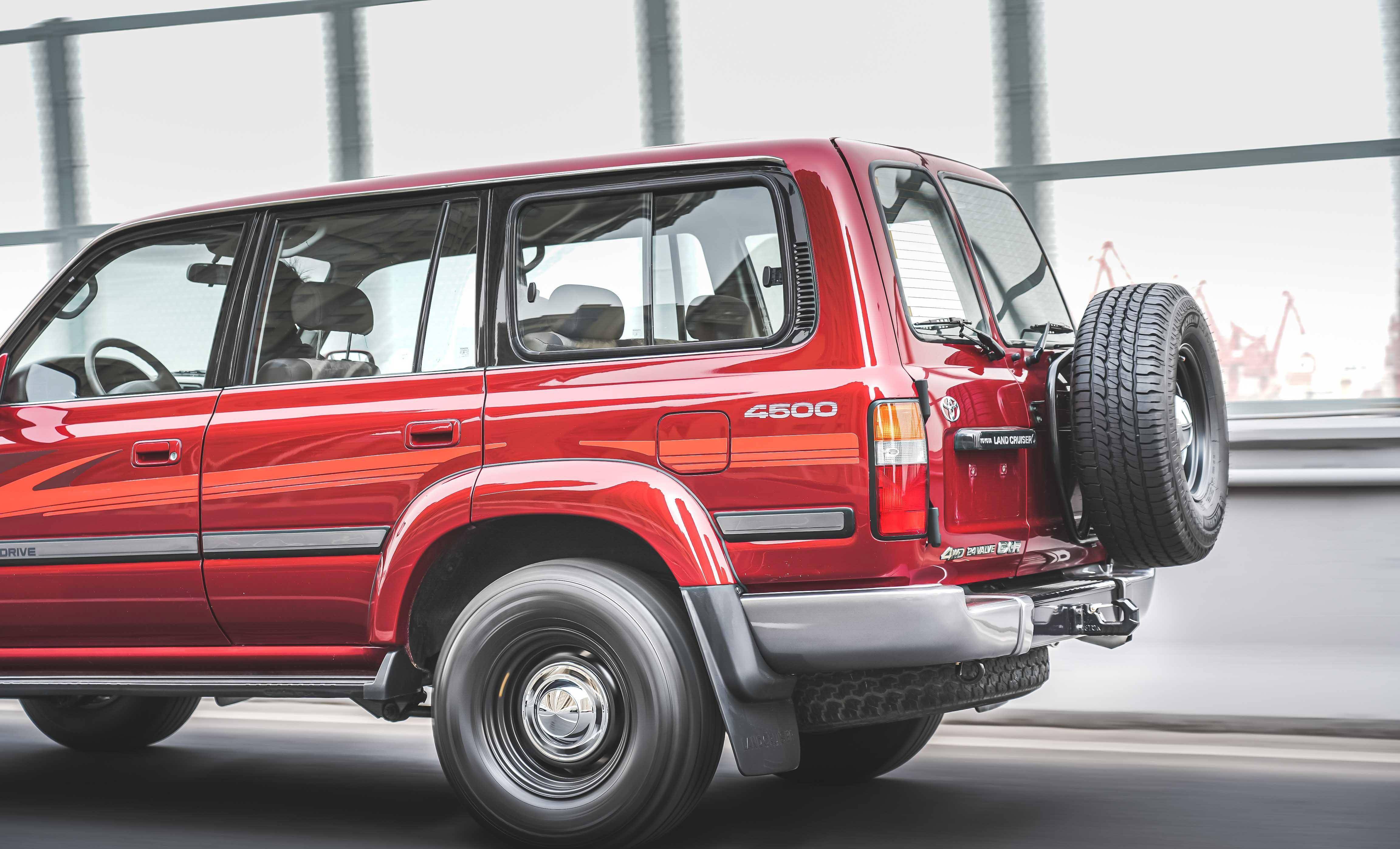 倾心修复一台来自87年的丰田沙漠风暴,拒绝无力暮年再次历久弥新