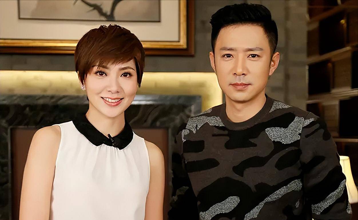 高鑫:陪伴瘫痪妻子四年不离不弃,45岁凭《特战荣耀》再度翻红_王一楠