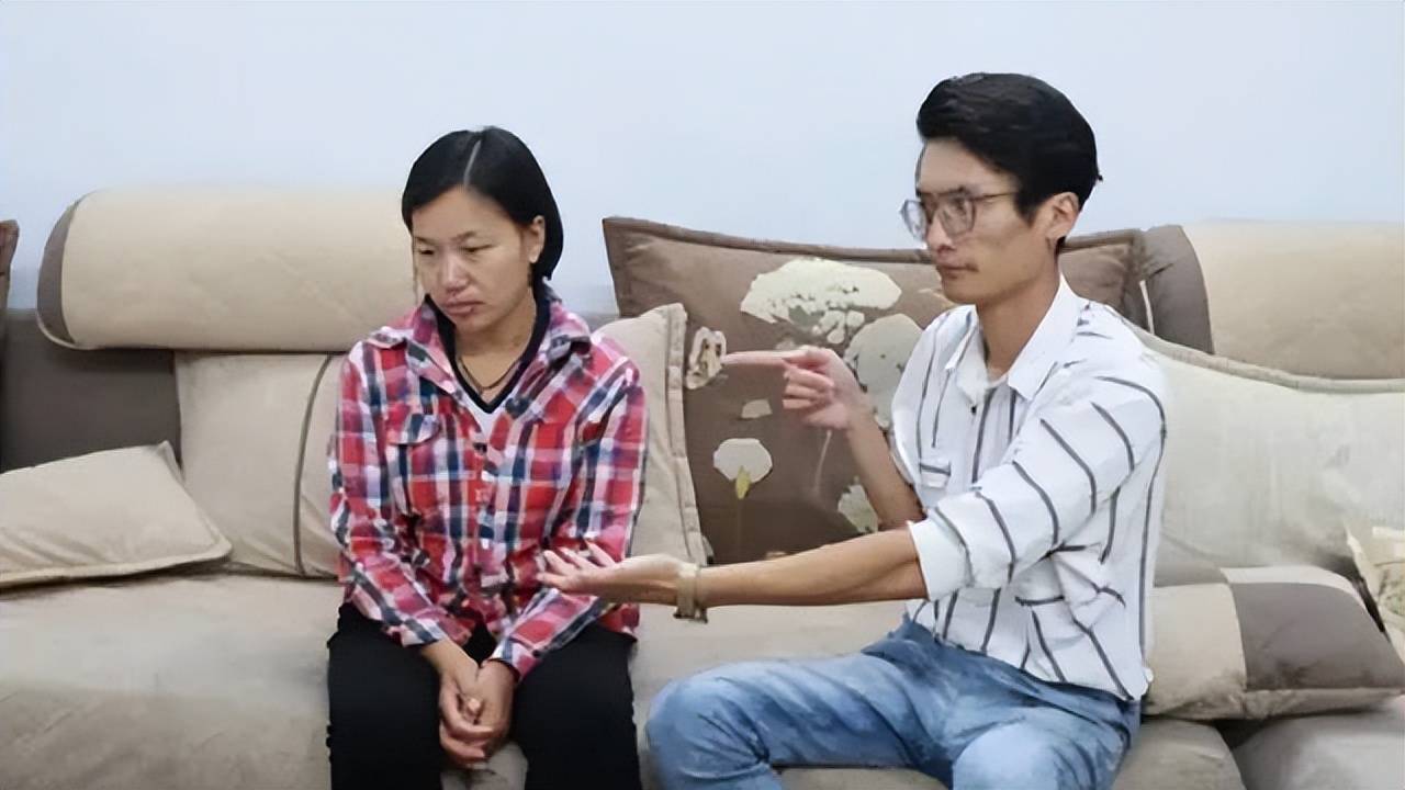 儿女双全好吗？等子女长大后才发现：全的是父母，牺牲的是女儿（儿女双全是一种什么体验）