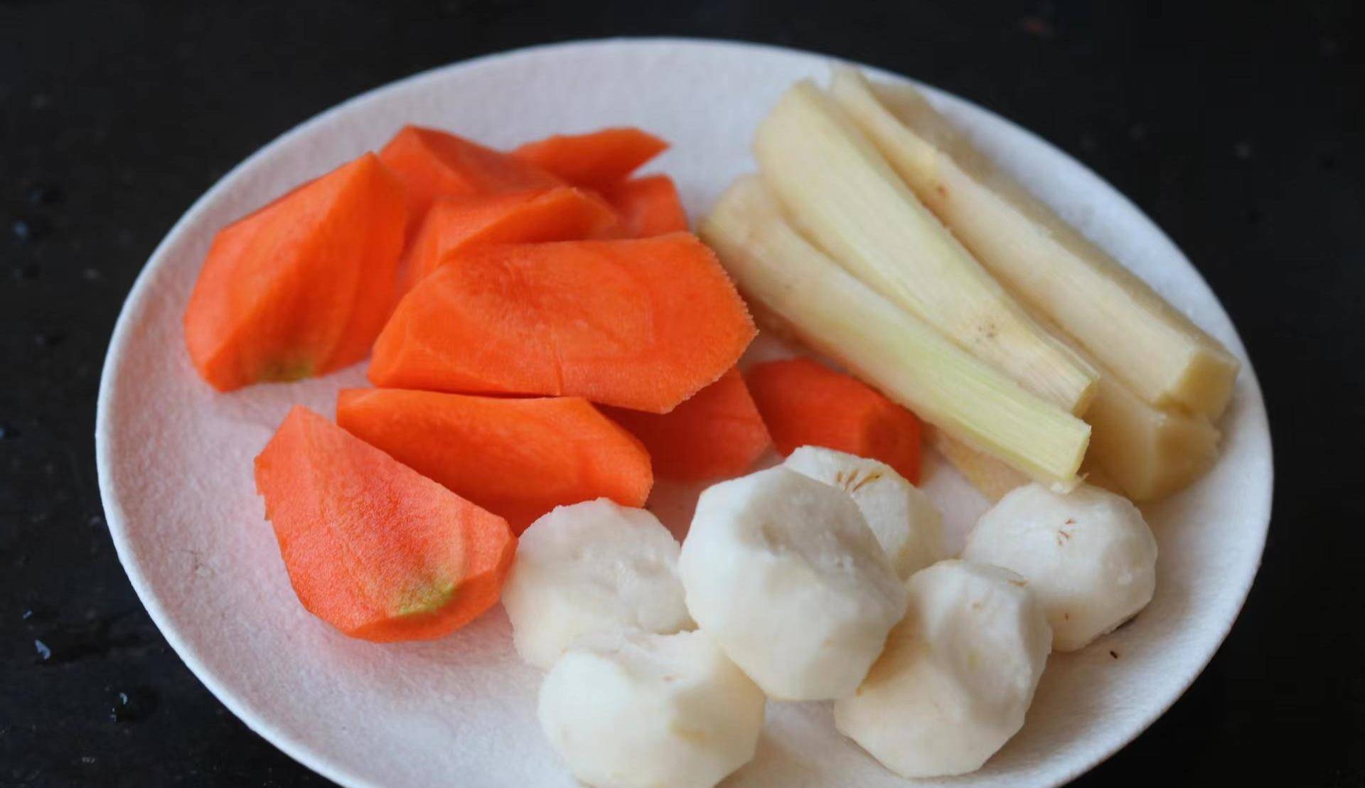 咳嗽"害怕"的5种水果,雪梨排第三,甘蔗排倒数,建议了解_作用_枇杷