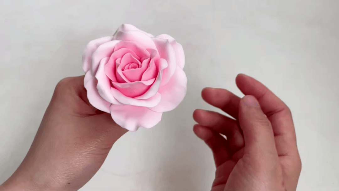 【粘土达人】母亲节玫瑰花束_花瓣_位置_浅粉色
