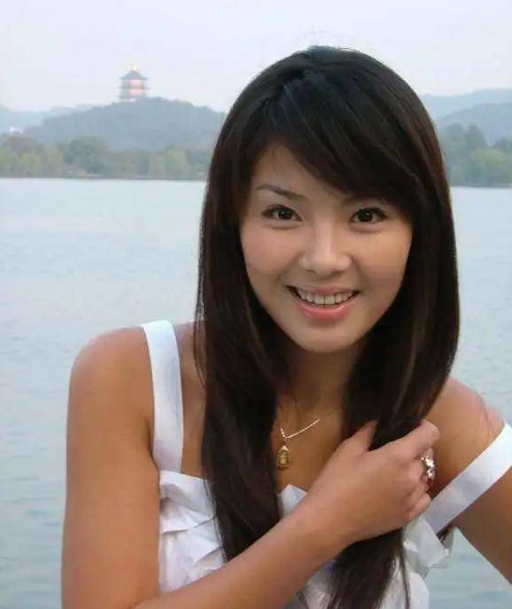 "年年传分手"3年还清4亿的刘涛,她到底在追求什么?_生活_爱情_工作