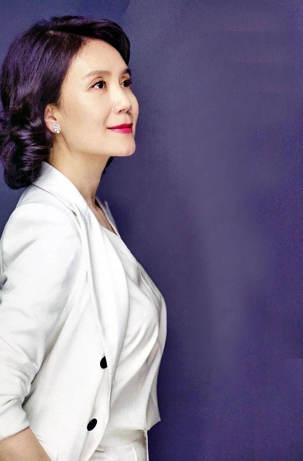 演员严晓频:嫁给初恋曾海,婚后生两子,如今她还好吗?