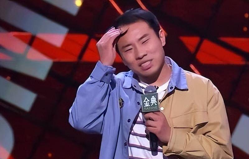 我是徐志胜",一个靠着"丑"走红的脱口秀新星!_直播_山东_口罩