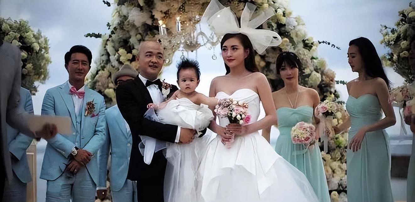 被推的柳岩成影后,有的伴郎却如同"消失"_包贝尔_贾玲_事件