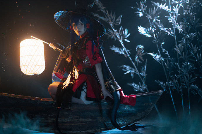 cos:明日方舟万重山假日威龙陈cosplay正片11p-啊板的猫_伊喵_白嫖