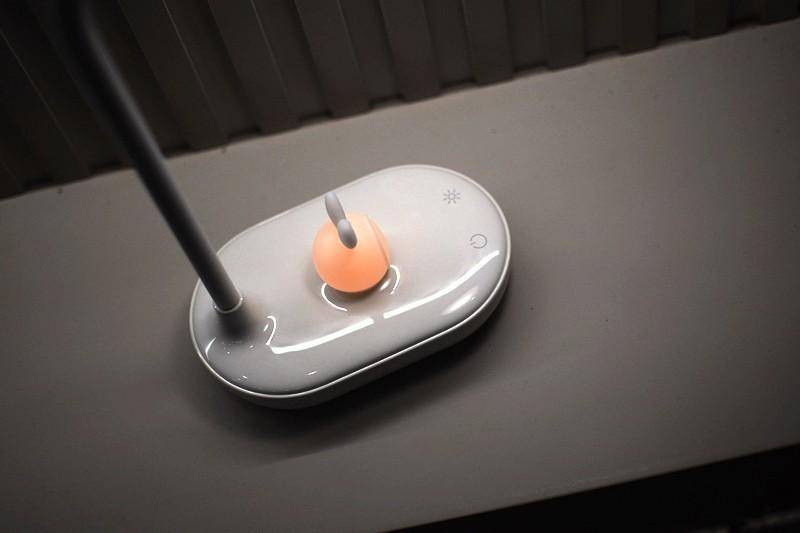 无极调光 萌兔独立小夜灯 飞利浦智睿双光源充电台灯