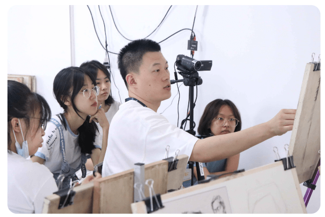 美苑艺鑫如何打造出独特的教学模式_美术_知识_艺术