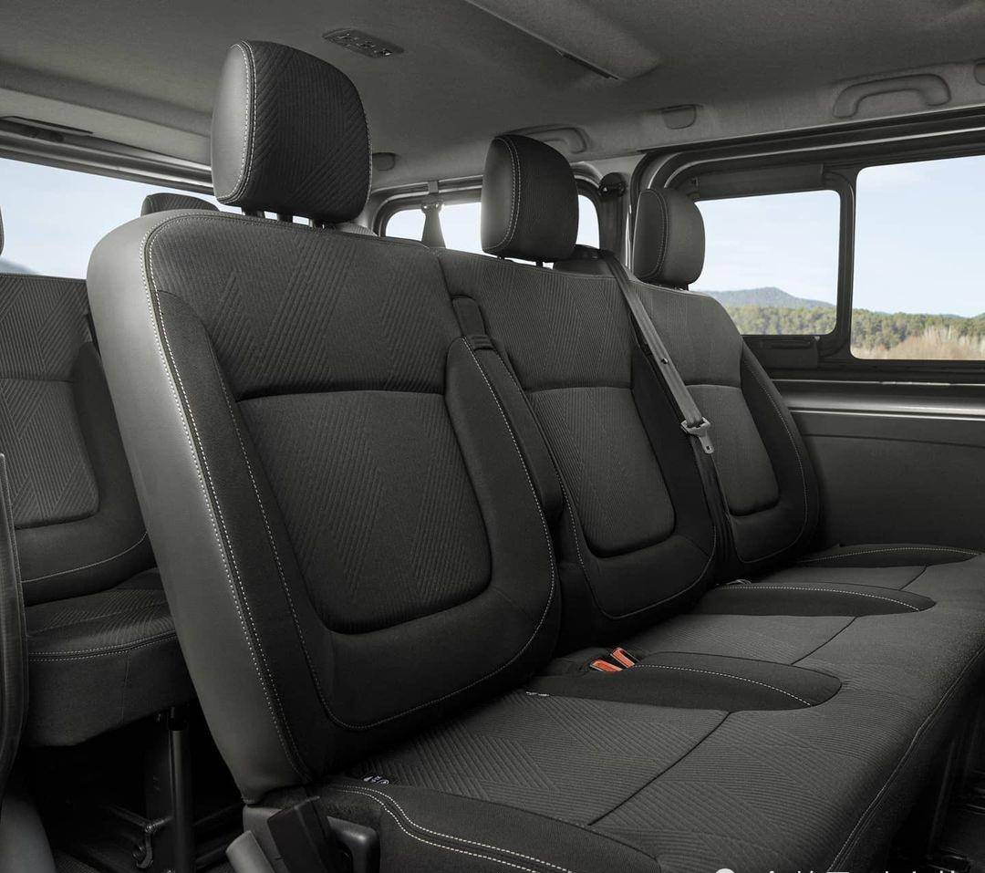 日产全新"nv300"亮相,9座布局,搭2.0t柴油机,或16万起!