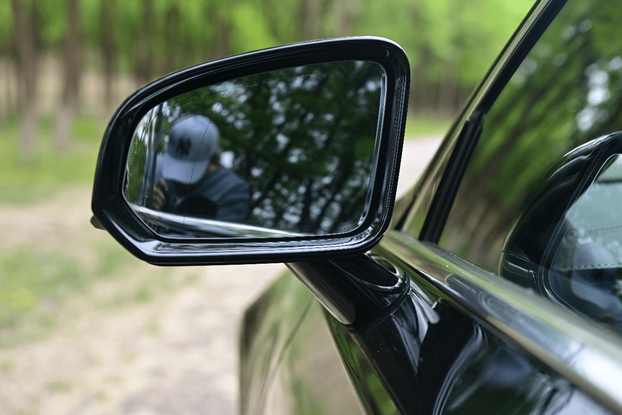 北欧豪华旗舰轿车再升级,试驾沃尔沃2023款s90,感受典雅之美_搜狐汽车