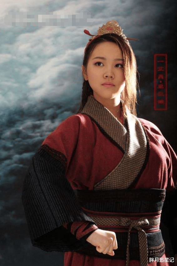 13年后再看甘婷婷,从"一夜爆红"到"日渐没落",她经历了什么