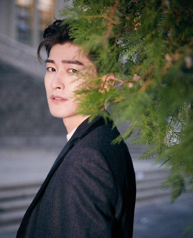 "霸总专业户"张翰:对爱情婚姻有着美好的憧憬_唐明轩_角色_演出