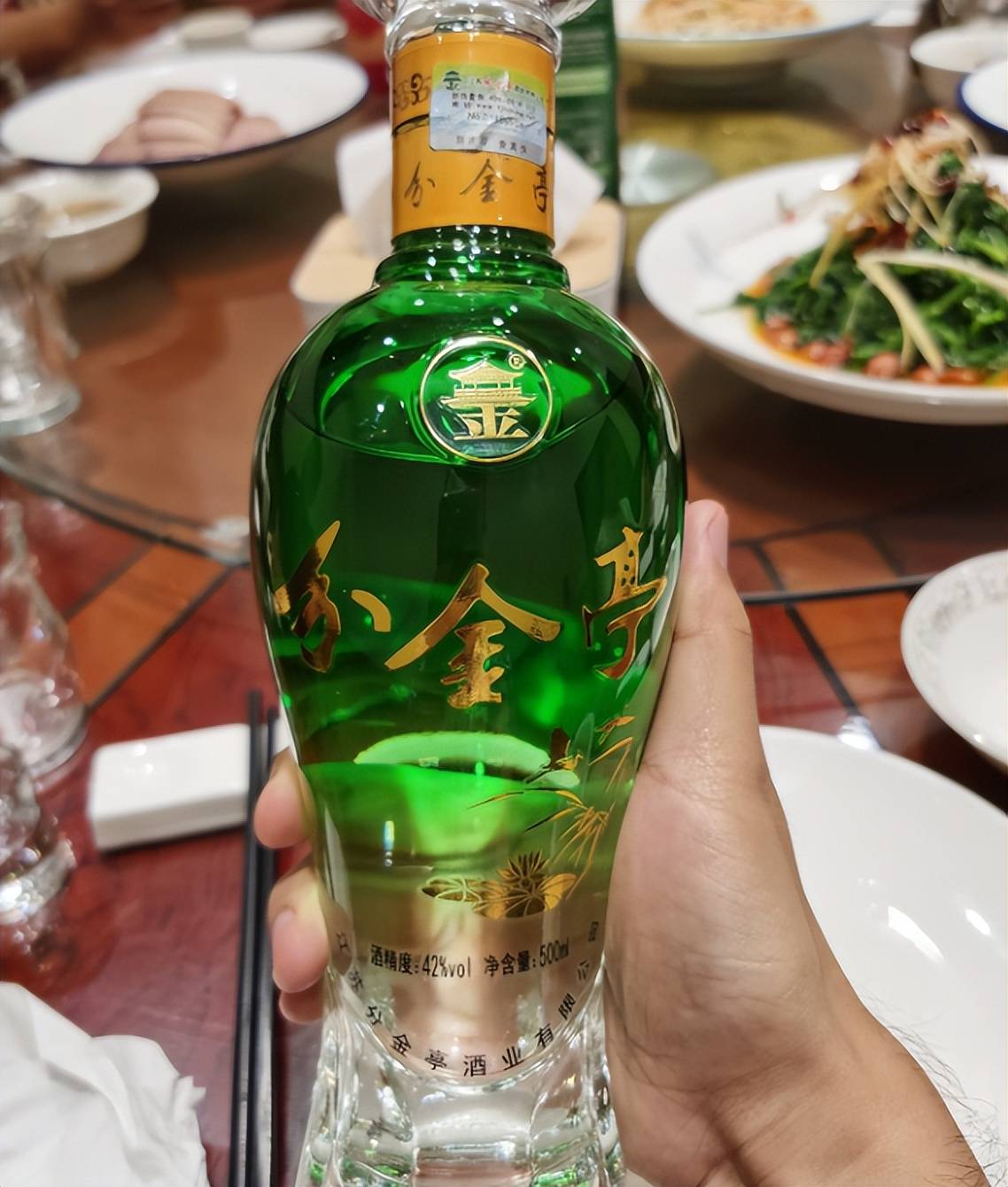 江苏酒桌怪象,当地人很少喝洋河,唯独偏爱这3款酒,看你喝过没_传统