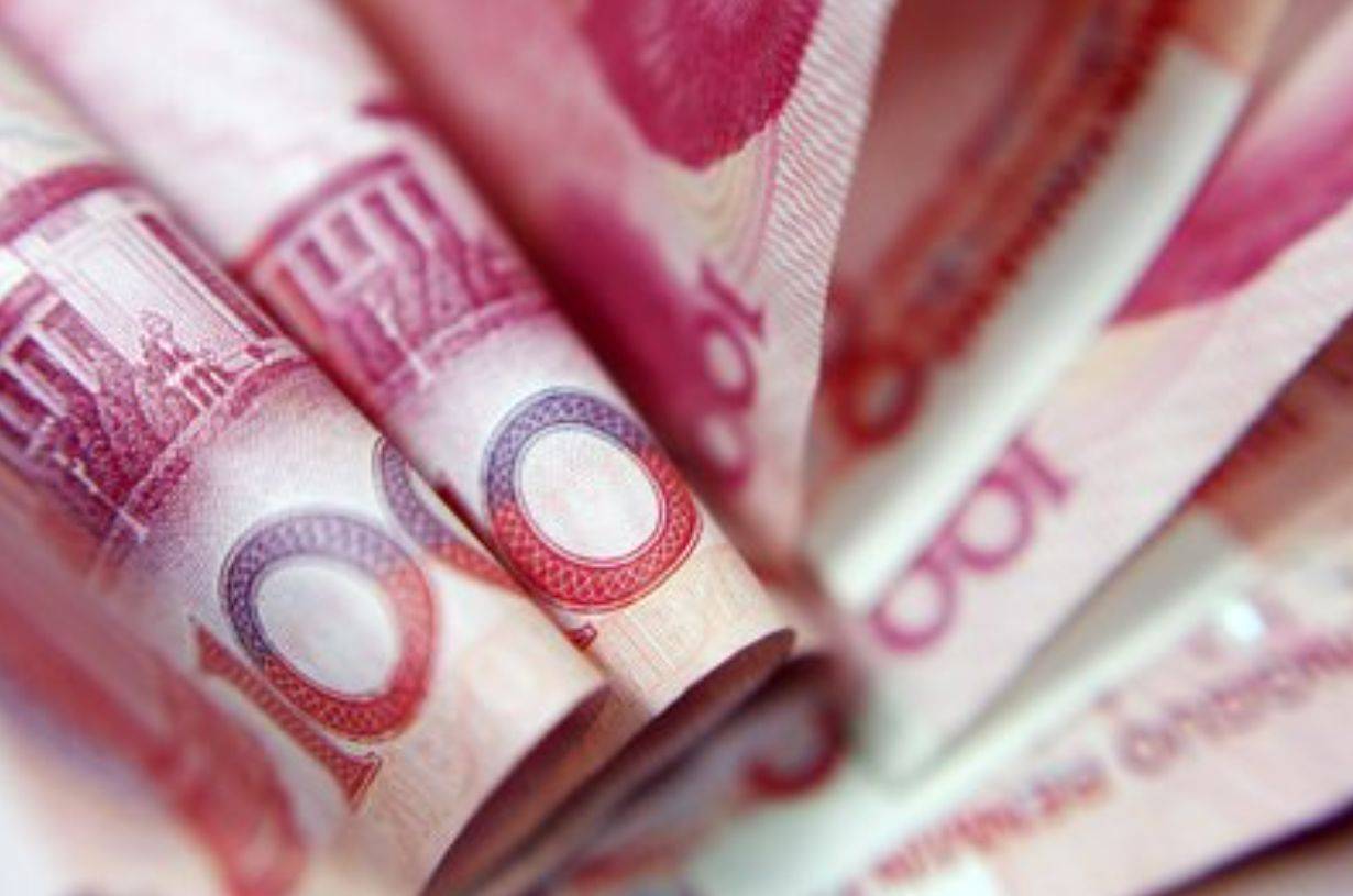 钱不断贬值，买什么才最保值？内行人：这4样近10年不贬值！_搜狐网