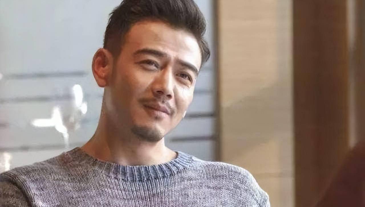 这10位男星留胡子荷尔蒙爆棚,个个魅力十足_金世佳_林雨申_白宇