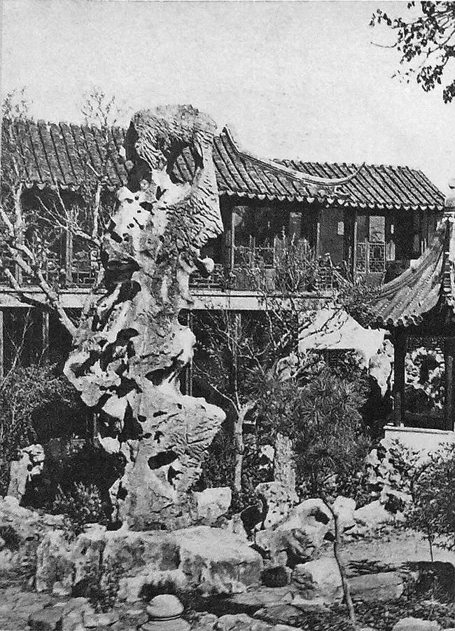 冠云峰返回搜狐,查看更多