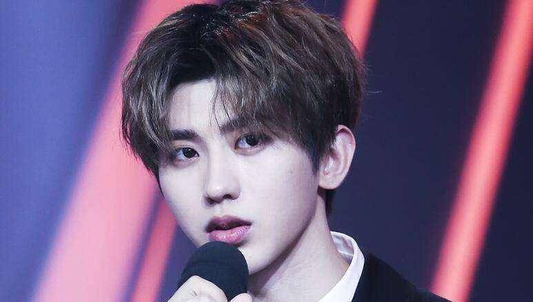 《超新星》榜发布,蔡徐坤,喻言上榜 网友:混进一个奇怪的家伙_网络