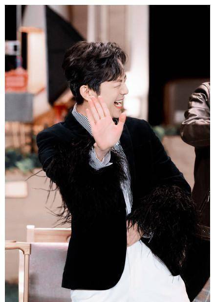 《大侦探7》第六案嘉宾介绍:何炅魅力不减,吴昕被评致命女人!