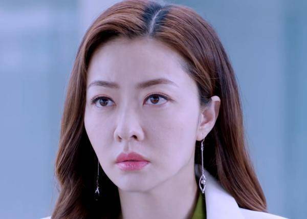 《杠杆》佟丽娅太美了,演反派也那么迷人,真的是演技炸裂啊_陈昕_带着