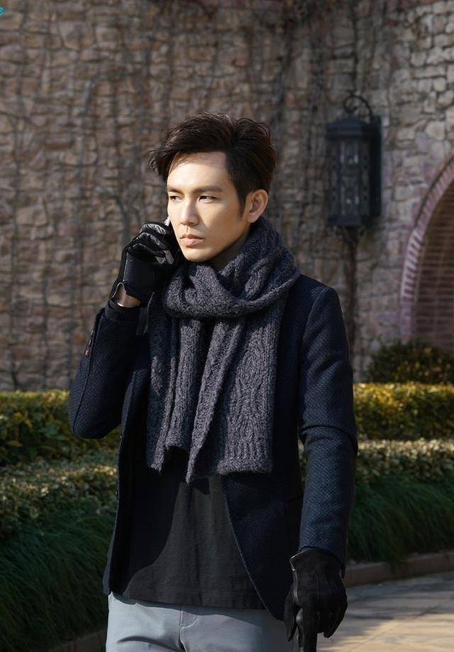 《锦心似玉》钟汉良又演偶像剧?再次用配音?练好普通话很难吗?