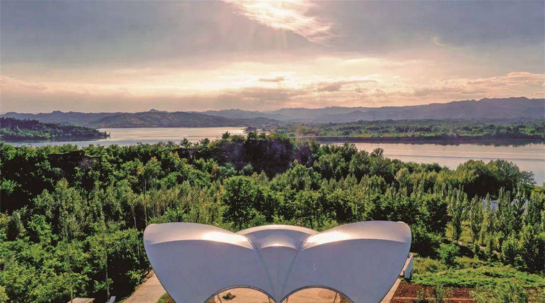 今年"五一"期间,云竹湖景区迎来了4万余名游客,优美的自然风光和丰富