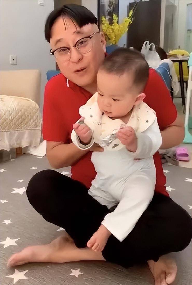 巴蜀喜剧的衰落,与巴蜀笑星"老夫少妻"的流行_刘德一_妻子_赵亮