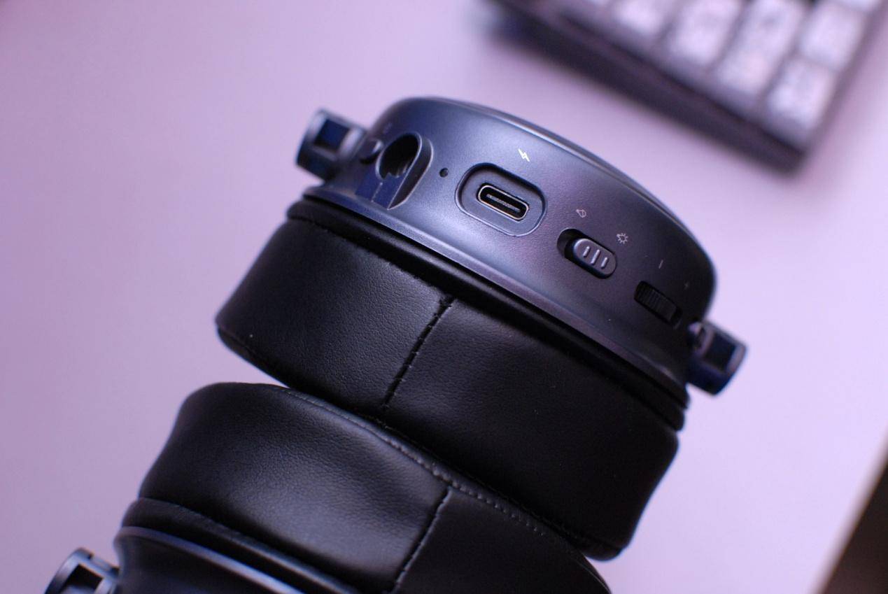 游戏耳机选什么,双音腔RGB雷柏VH800游戏耳机,给你制霸的理由