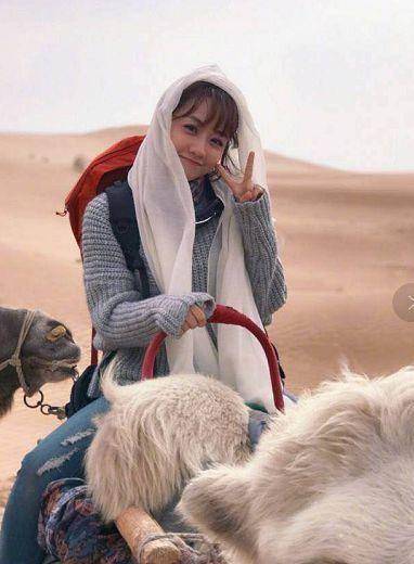 《沙海》剧组童年照,杨蓉张铭恩肥嘟嘟超可爱,吴磊的打扮好好笑_场景