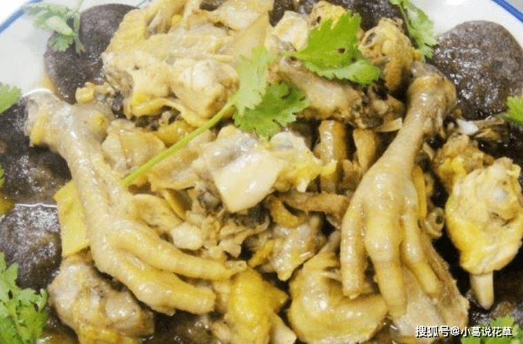 香菇30克调料:绍酒25克精盐6克酱油15克味精1克白糖12克猪油20克水