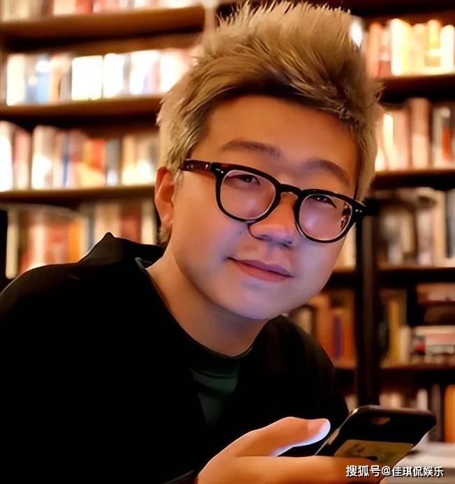 那时候,他还叫着自己的本命:李瑞超