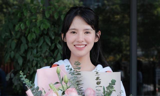 《小舍得》张雪儿扮演者,听名字以为是男的,看到照片被圈粉了_蒋欣