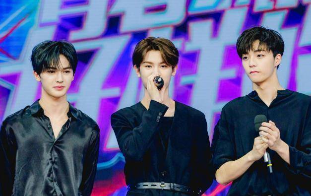 尴尬,百分九小分队将与乐华七子同台亮相,范丞丞该如何自我介绍