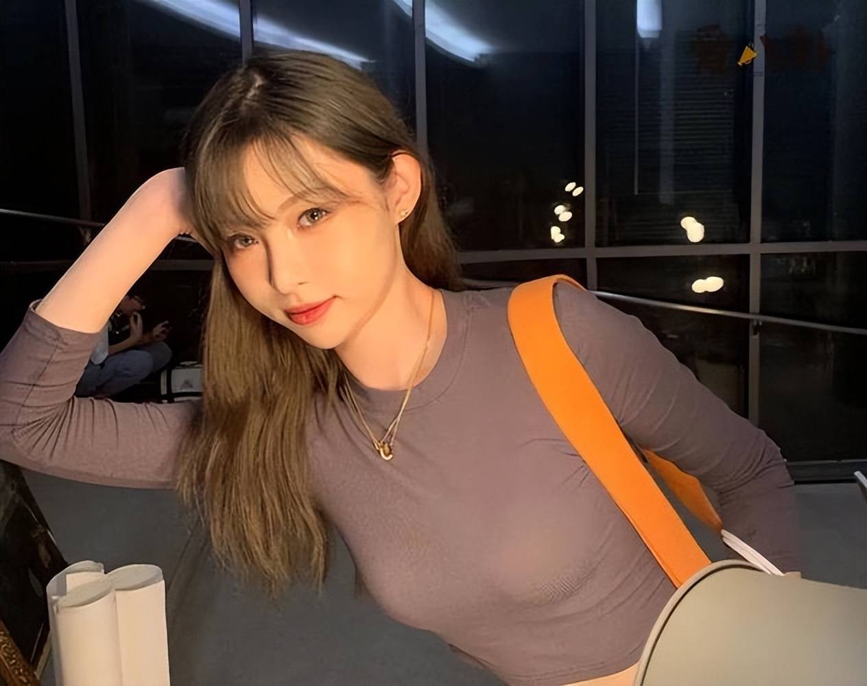 网红痞幼被曝大尺度不雅照泄露,粉丝愤怒谴责_保护_事件_隐私