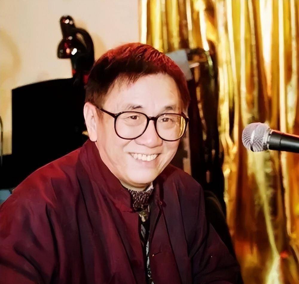 音乐鬼才黄霑,拳打李小龙挑衅成龙,纵横乐坛36年无人超越_徐克_一生