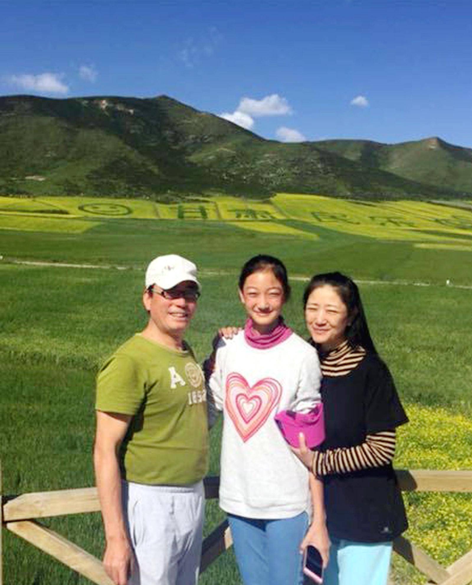 著名女演员王亚军:41岁放弃剖腹产,与丈夫相爱相杀_赵小川_妻子_女儿