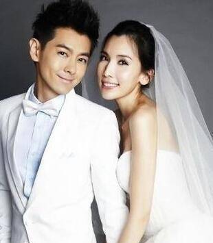 45岁不老男神林志颖,7年后带妻子上综艺节目,揭开神秘面纱_陈若仪