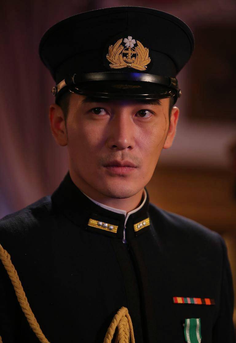 演员王梓权:靳东"御用"配角,出道12年,终凭借《底线》大火_合作_作品