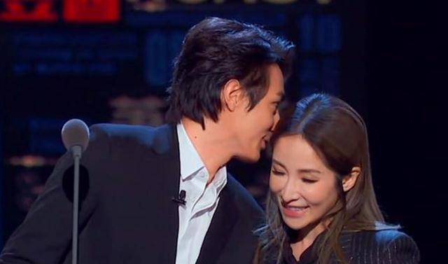 黄皓还表示,elva(萧亚轩)曾经把和吴彦祖一起拍的mv给他看,吴彦祖在