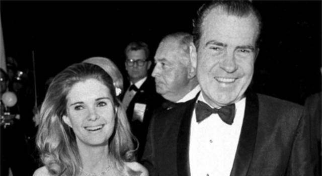 1970年,尼克松看上了22岁的查尔斯,亲自做媒让闺女和他单独相处_英国