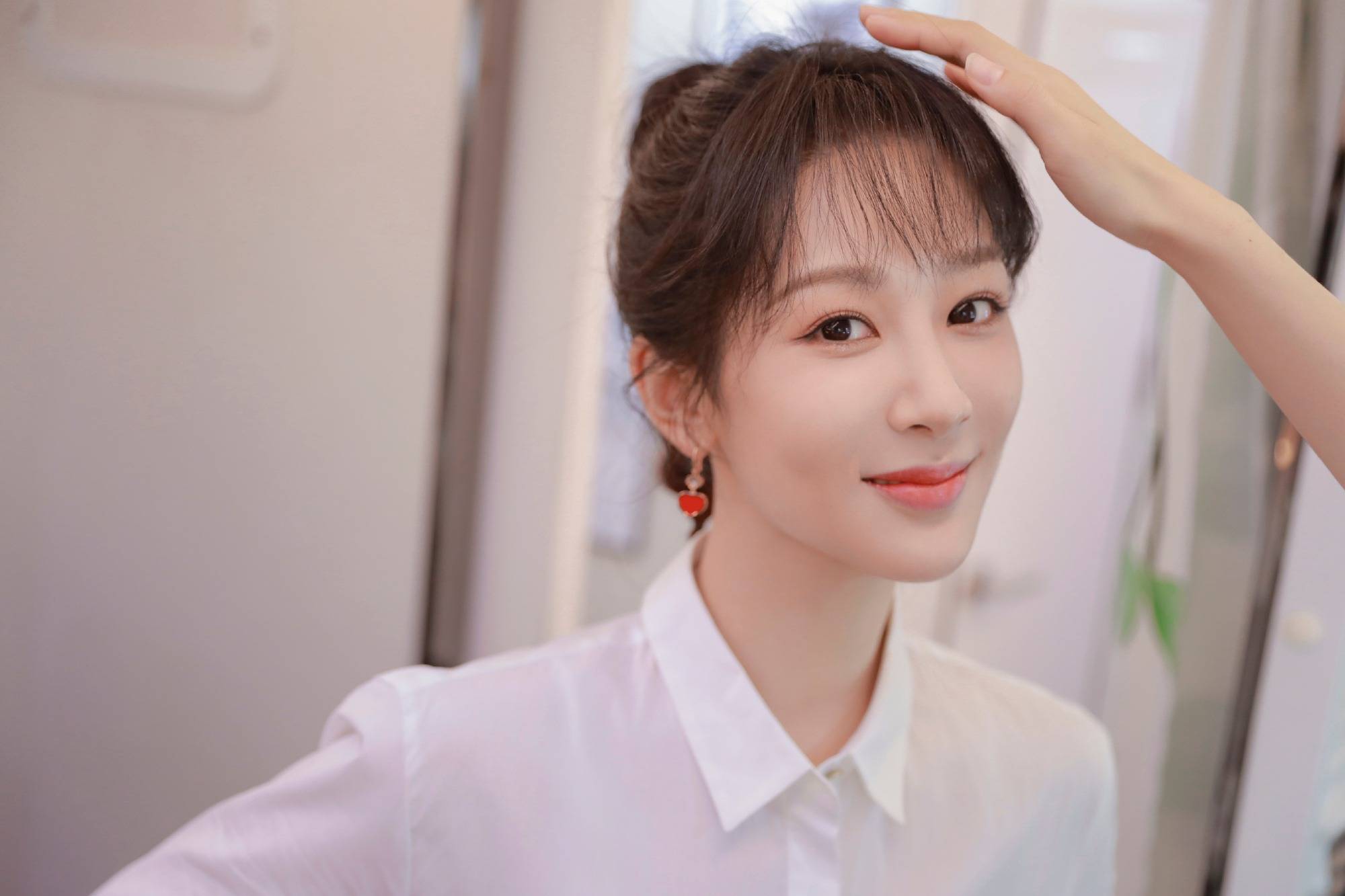 杨紫的变美秘诀,还有下睫毛的功劳?