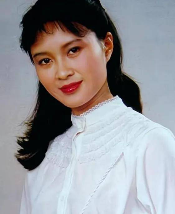 陈国星:与方舒离婚后,二婚娶圈外妻子,低调幸福多年_朋友_医生_孙红雷