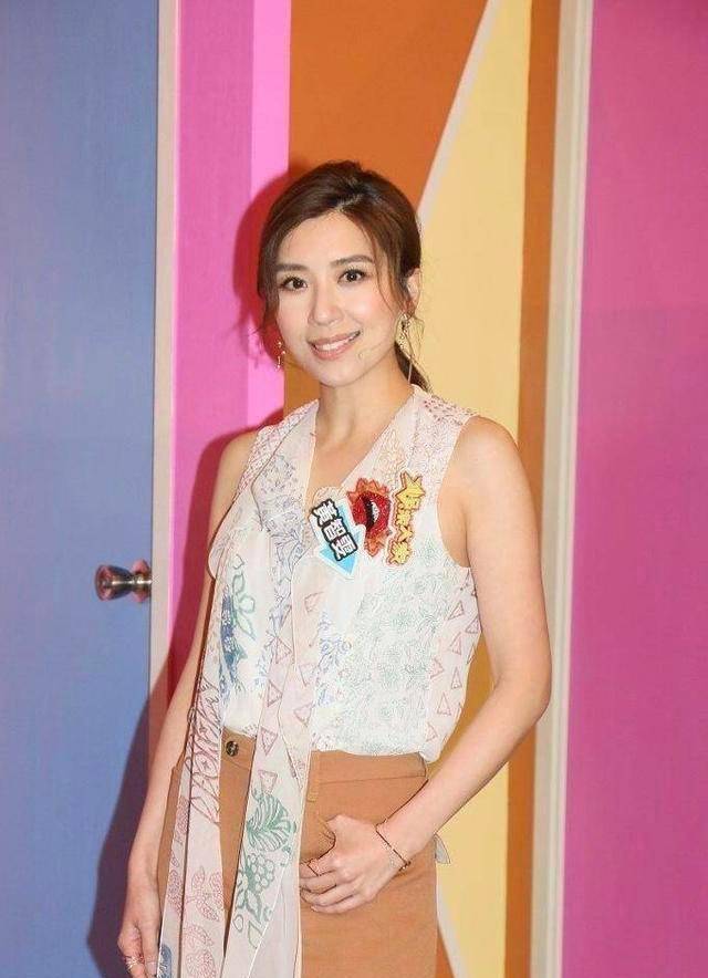 昨日黄智雯,赵希洛及汪明荃等人共同参与tvb综艺节目《娱乐大家》的